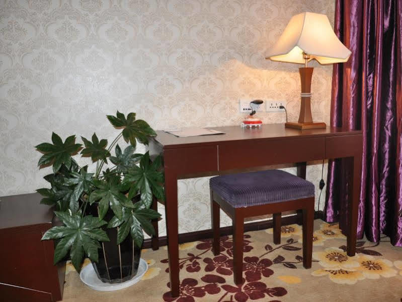 Ha Luo Hotel Côn Minh Ngoại thất bức ảnh